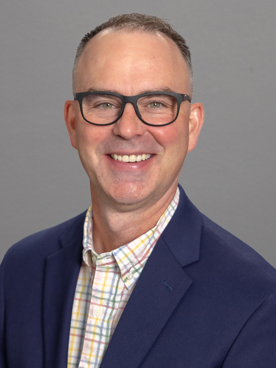 Karl Kurt, Chief Administrator